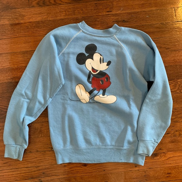 Sweaters - Vintage Mickey Mouse crew neck sweatshirt